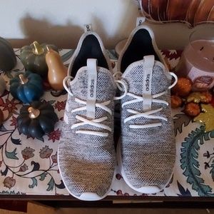 Womens  Adidas Cloudfoam